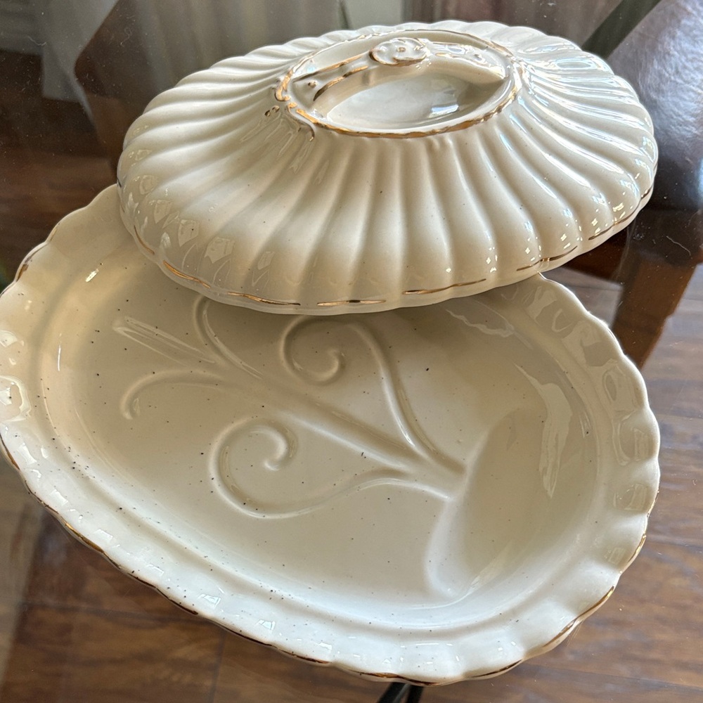 Pottery Barn Elegant Cream Ceramic Covered Dish